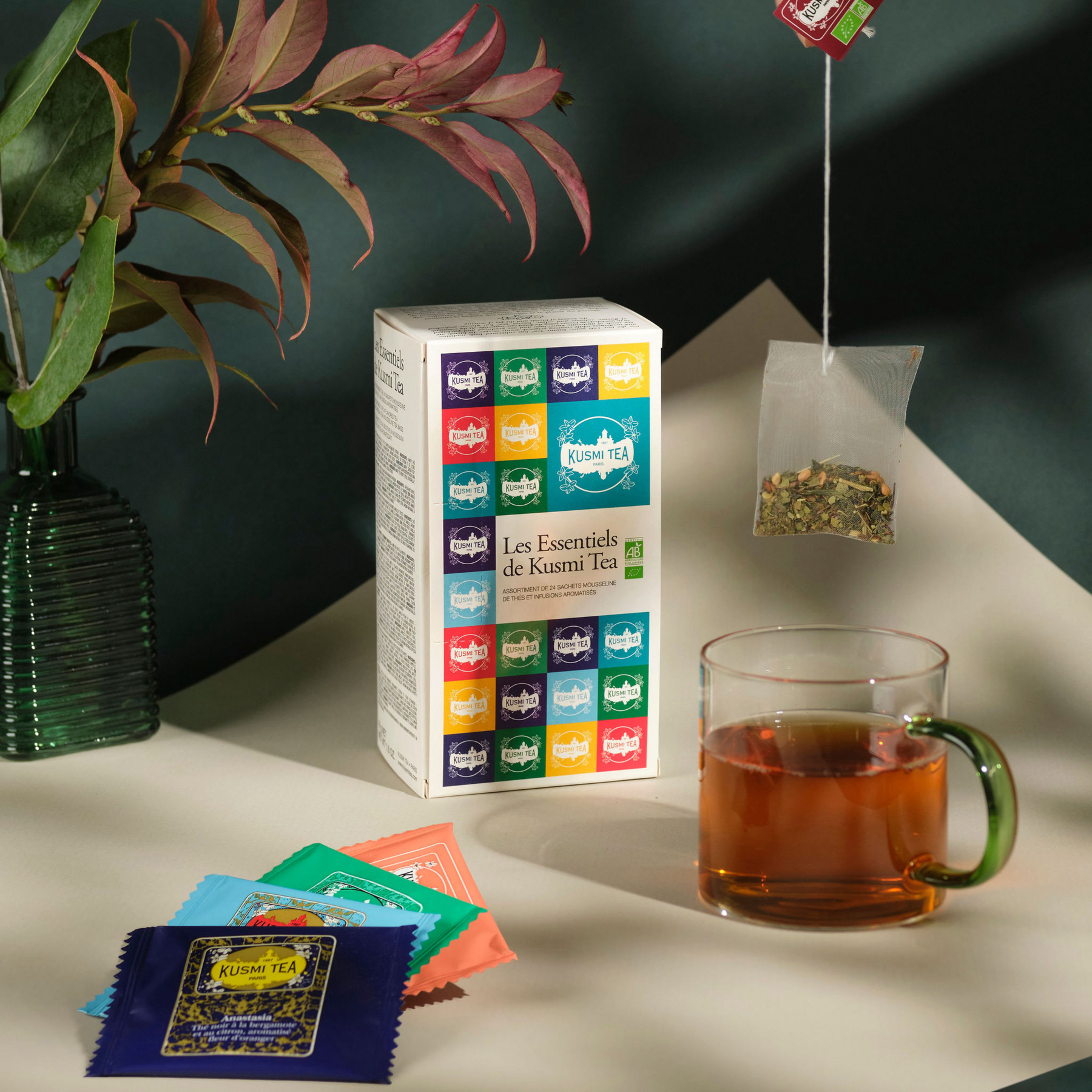 kusmi-tea-cofanetto-les-essentiels-bio-24-bustine-8-mix-aromatizzati image 2