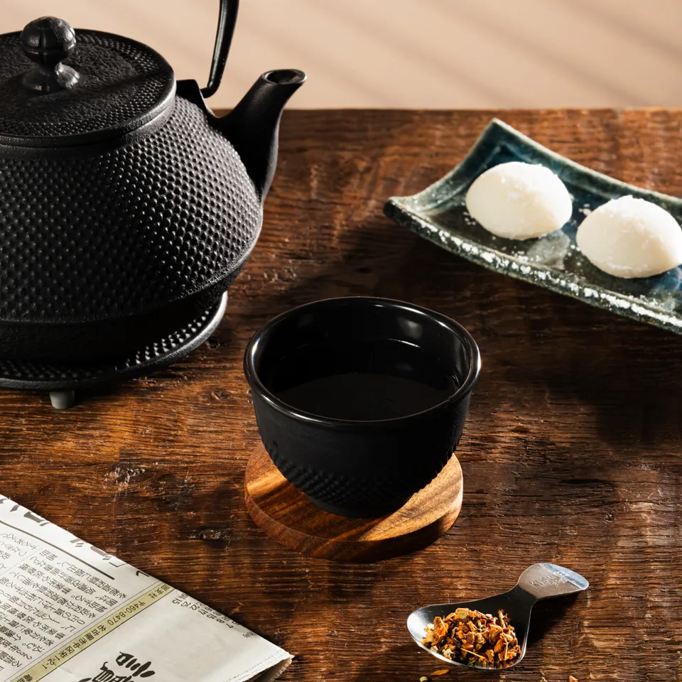 kusmi-tea-by-iwachu-teiera-in-ghisa-arare-0-80-l image 1