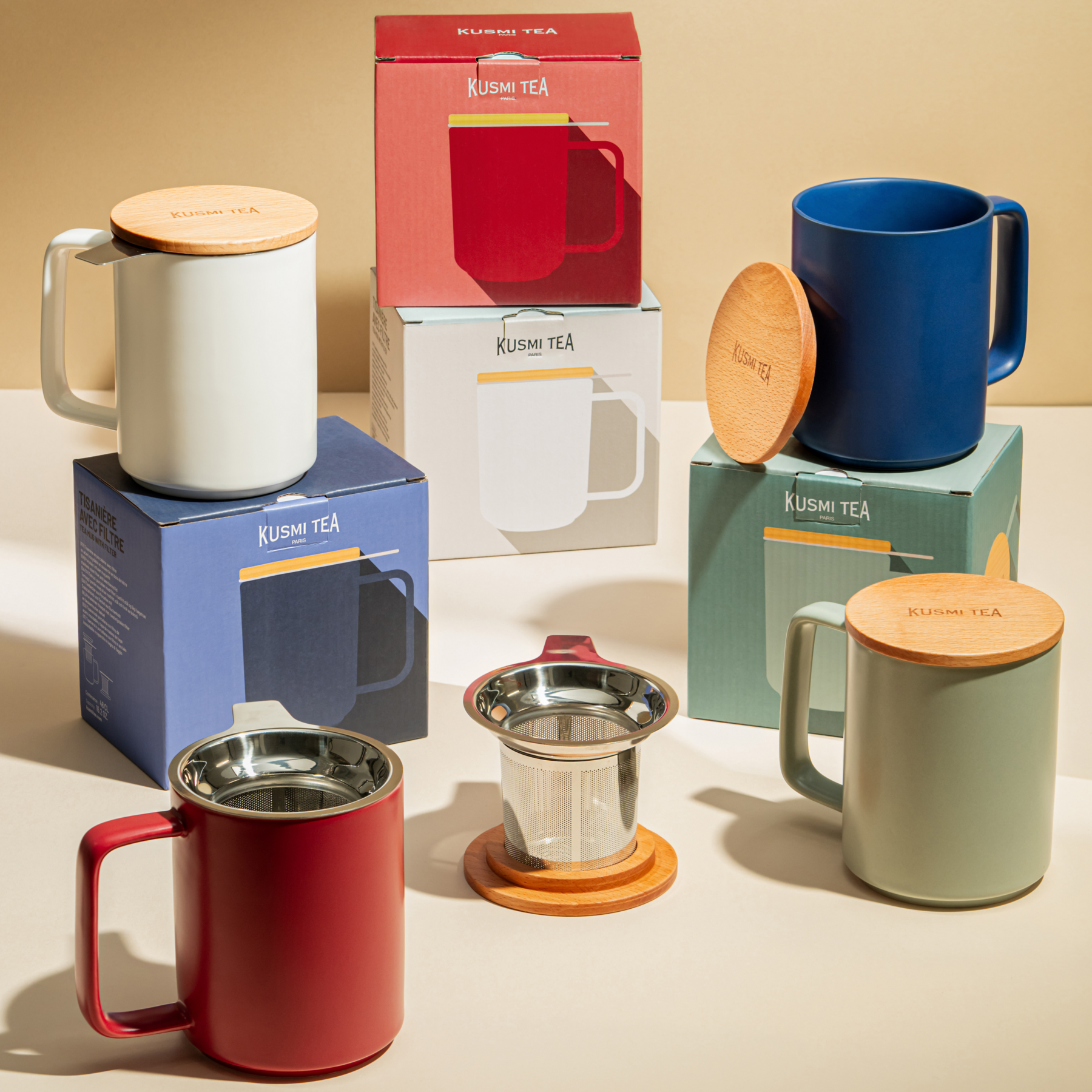 kusmi-tea-tisaniera-in-porcellana-con-filtro-48-cl-coperchio-faggio image 1